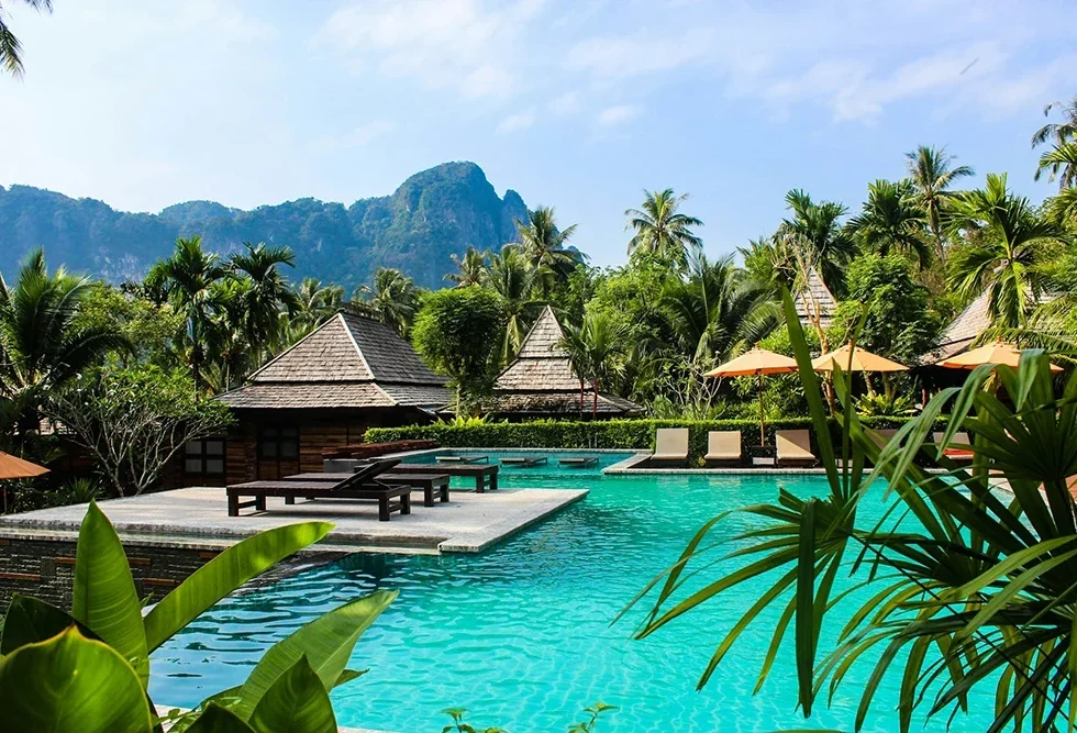The Unwitting Comedy of Resort Hotels